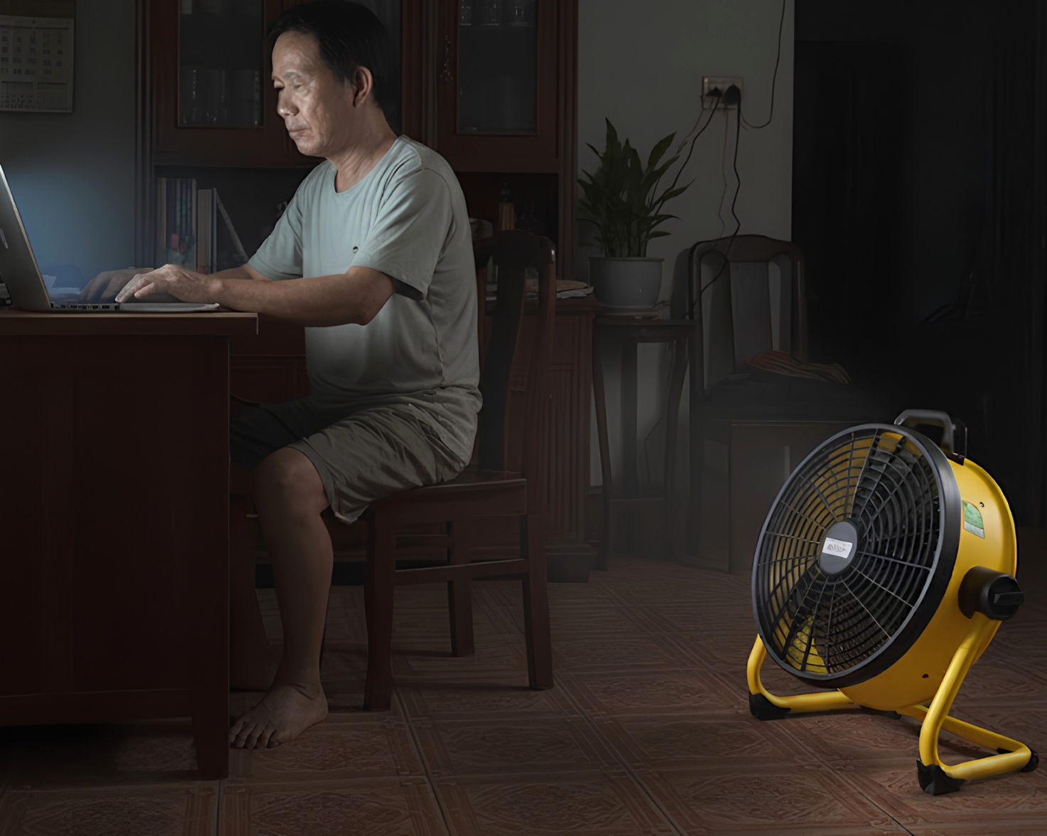 quạt pin tích điện